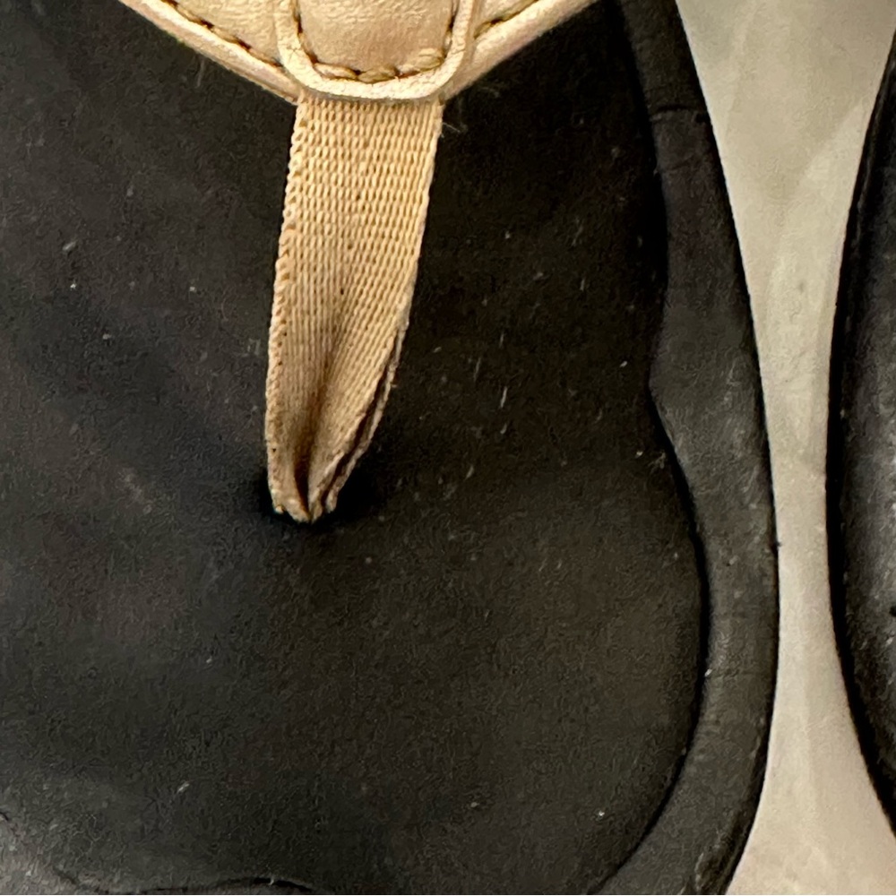 Women's OluKai Ohana W
Women's Flip Flops Bubbly/Black - Picture 10 of 13